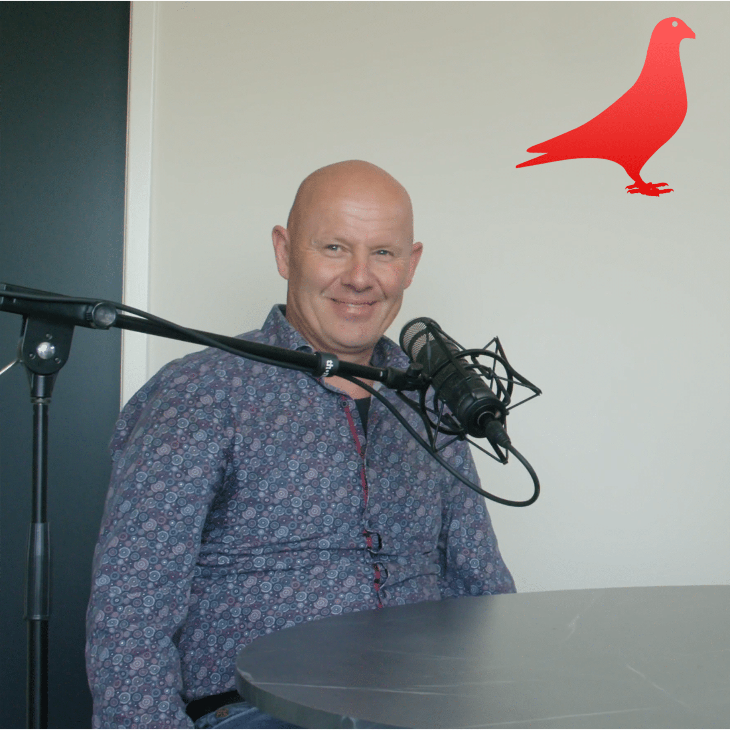 Duivensport door de Ogen van een Expert: Een Gesprek met Gerrit Kolkman van Pigeons2Fly